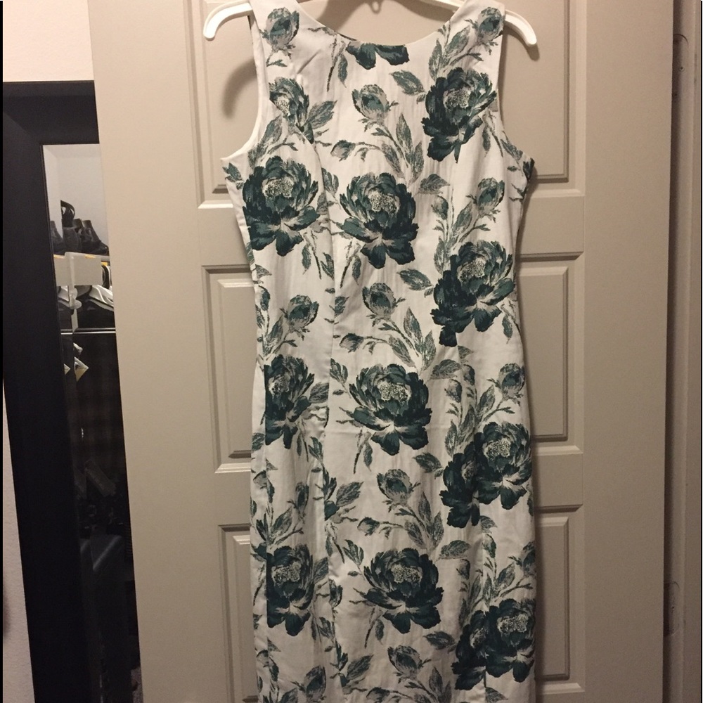 Eva Mendes white and green rose dress